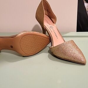 Gold Glitter pumps